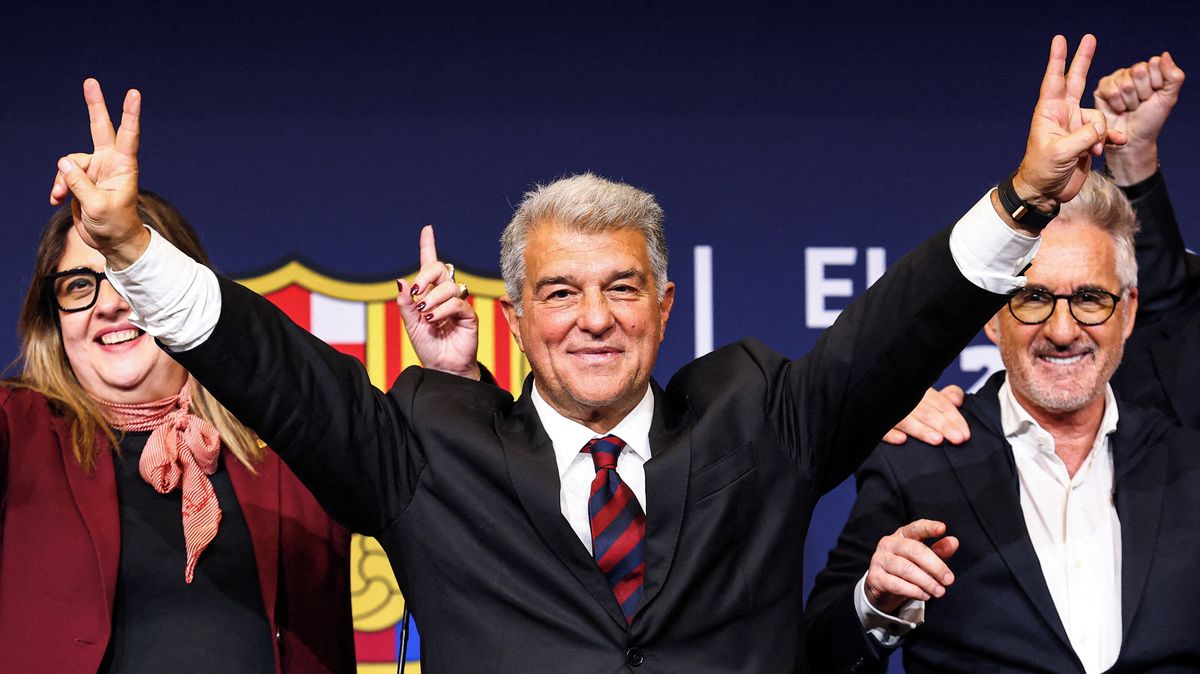 Laporta byl zvolen prezidentem fotbalové Barcelony na dalších pět let